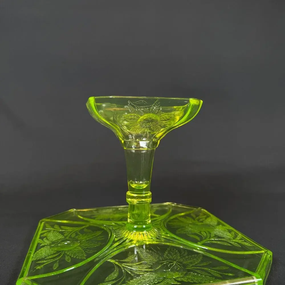 Vintage large vaseline Uranium Glass green Cake Stand flowers Pattern h6